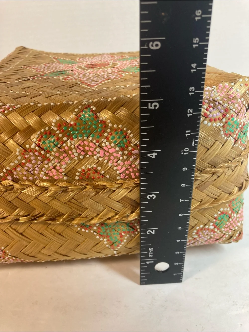 Thai Artisan Handwoven Natural Reed Basket w/Lid Pink,Green Red & White Accents